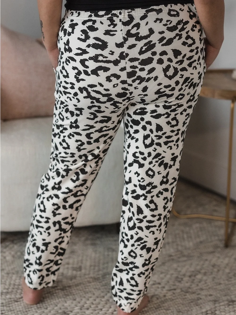 Brunette the Label - Snow Leopard 🐆 Best Friend Jogger SET (NWT) *Two Pieces* - Picture 13 of 16